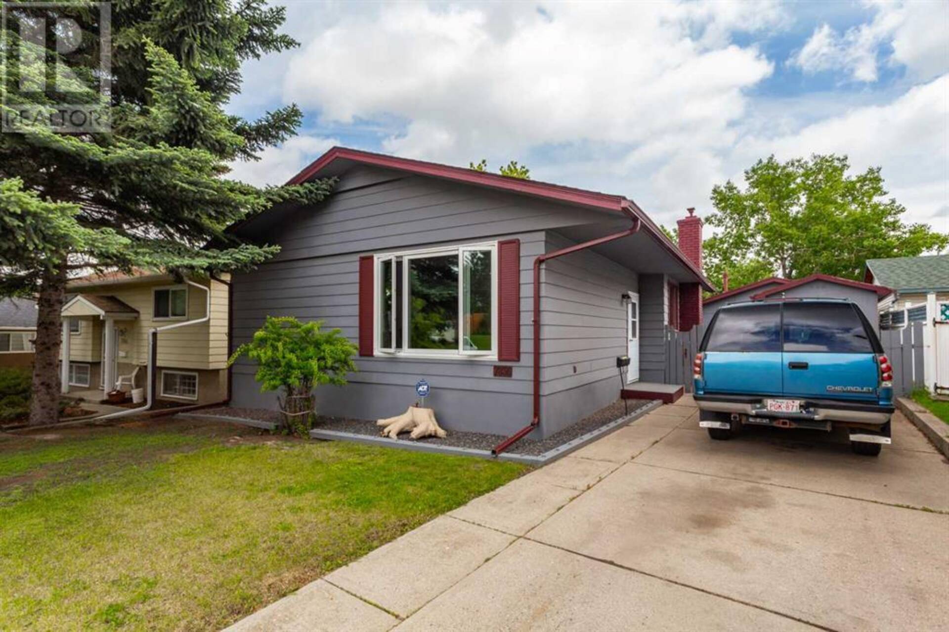 7836 Hunterburn Hill NW Calgary