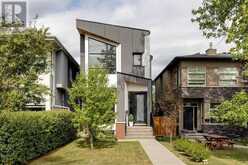 2006 48 Avenue SW Calgary