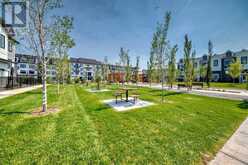 153 Les Jardins Park SE Calgary