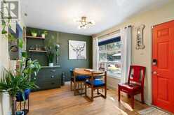 8012 33 Avenue NW Calgary