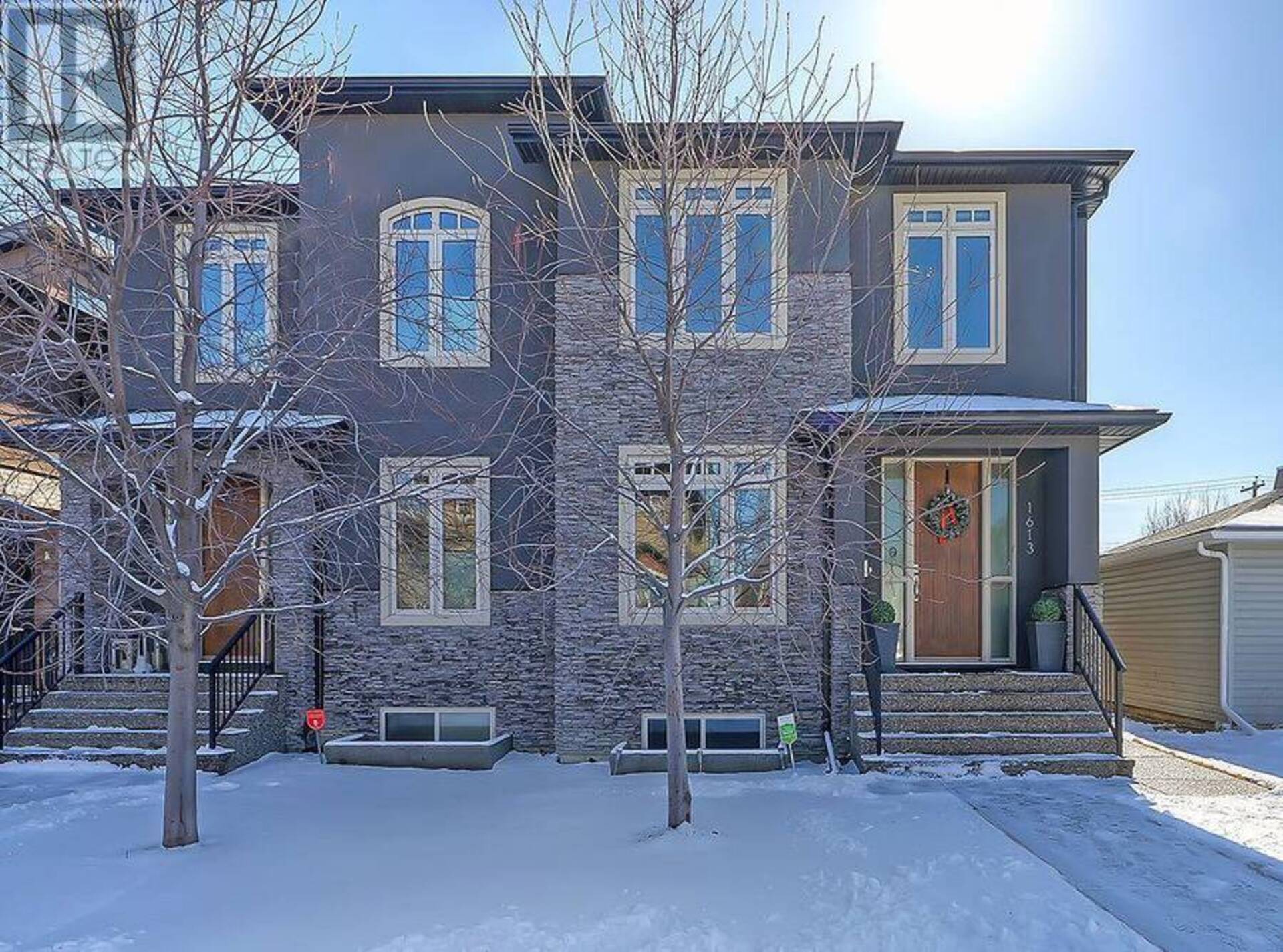 1613 17 Avenue NW Calgary