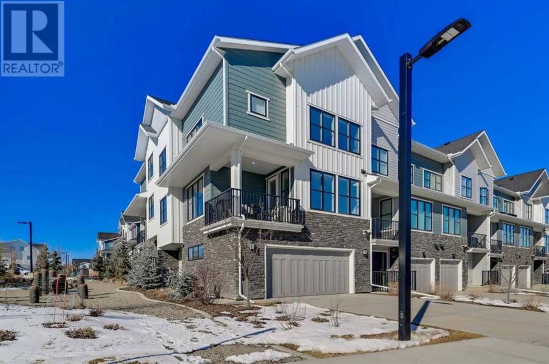 52 Crestridge Common SW Calgary