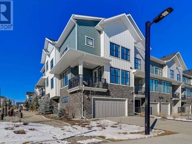 52 Crestridge Common SW Calgary Alberta