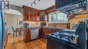 4212 5 Avenue SW Calgary