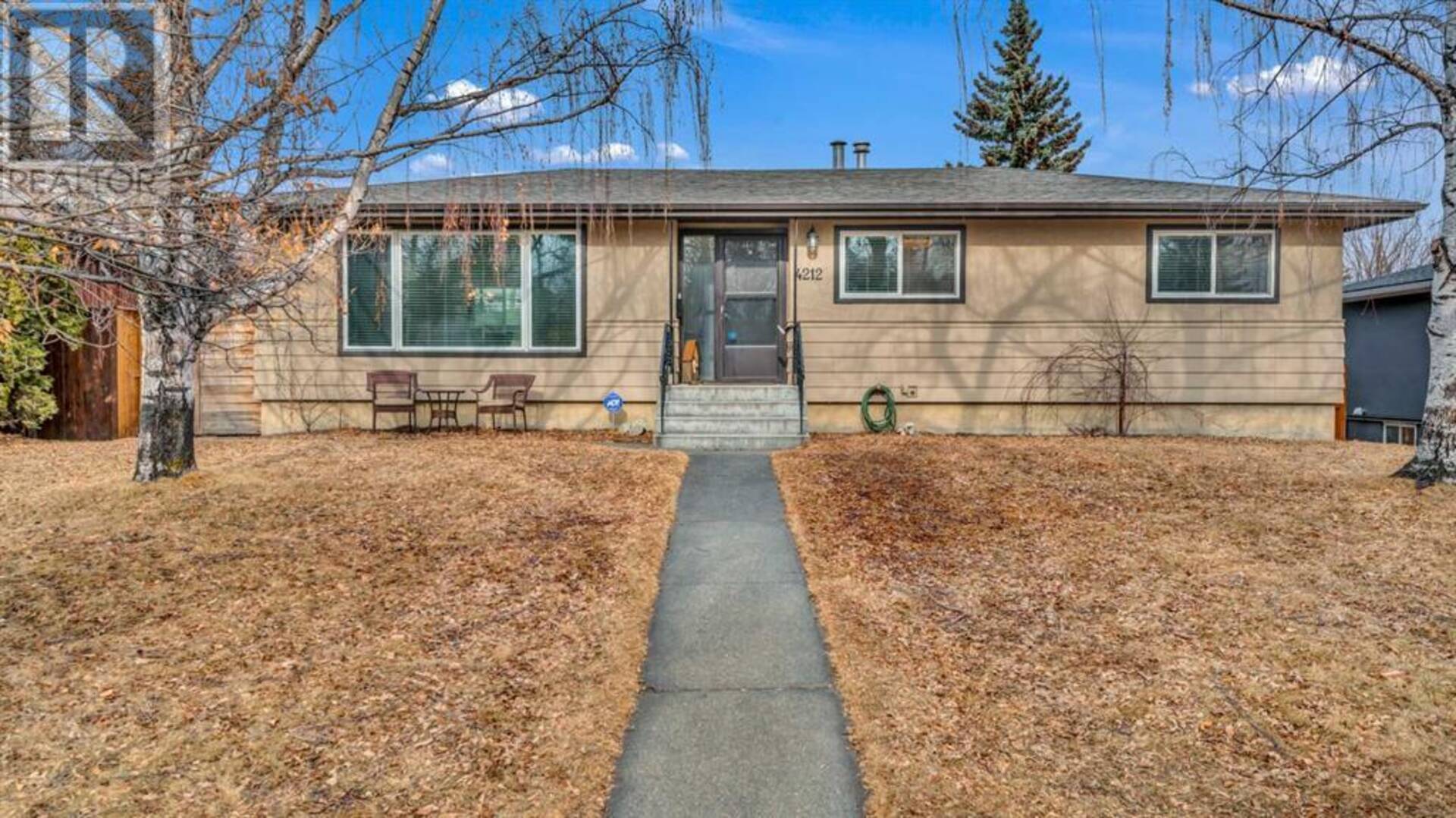 4212 5 Avenue SW Calgary