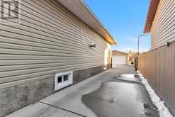 272 Deer Run Crescent SE Calgary