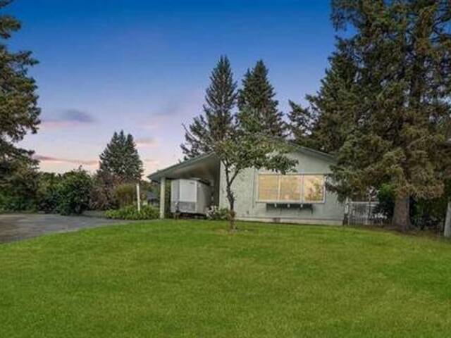 202 2nd Ave NE Sundre Alberta