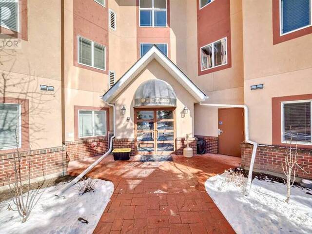 121, 30 Sierra Morena Landing SW Calgary Alberta