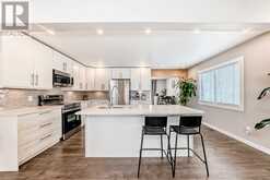 631 Seymour Avenue SW Calgary