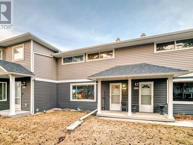 521 Regal Park NE Calgary