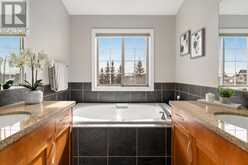 18, 11 Scarpe Drive SW Calgary