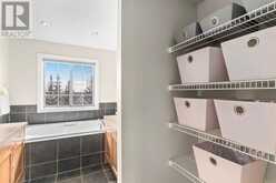 18, 11 Scarpe Drive SW Calgary