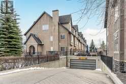 18, 11 Scarpe Drive SW Calgary