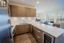 220, 823 5 Avenue NW Calgary