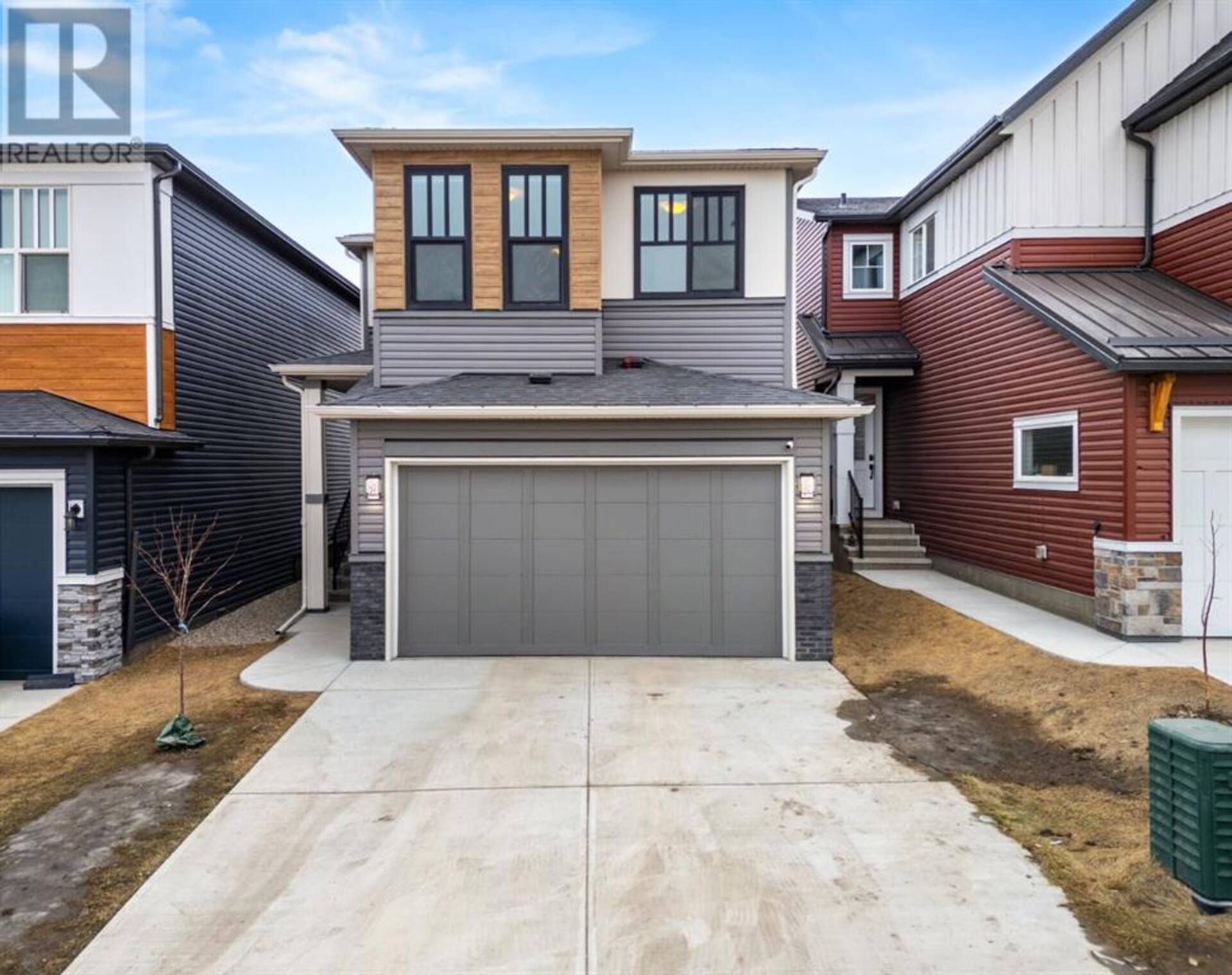 261 Herron Mews NE Calgary