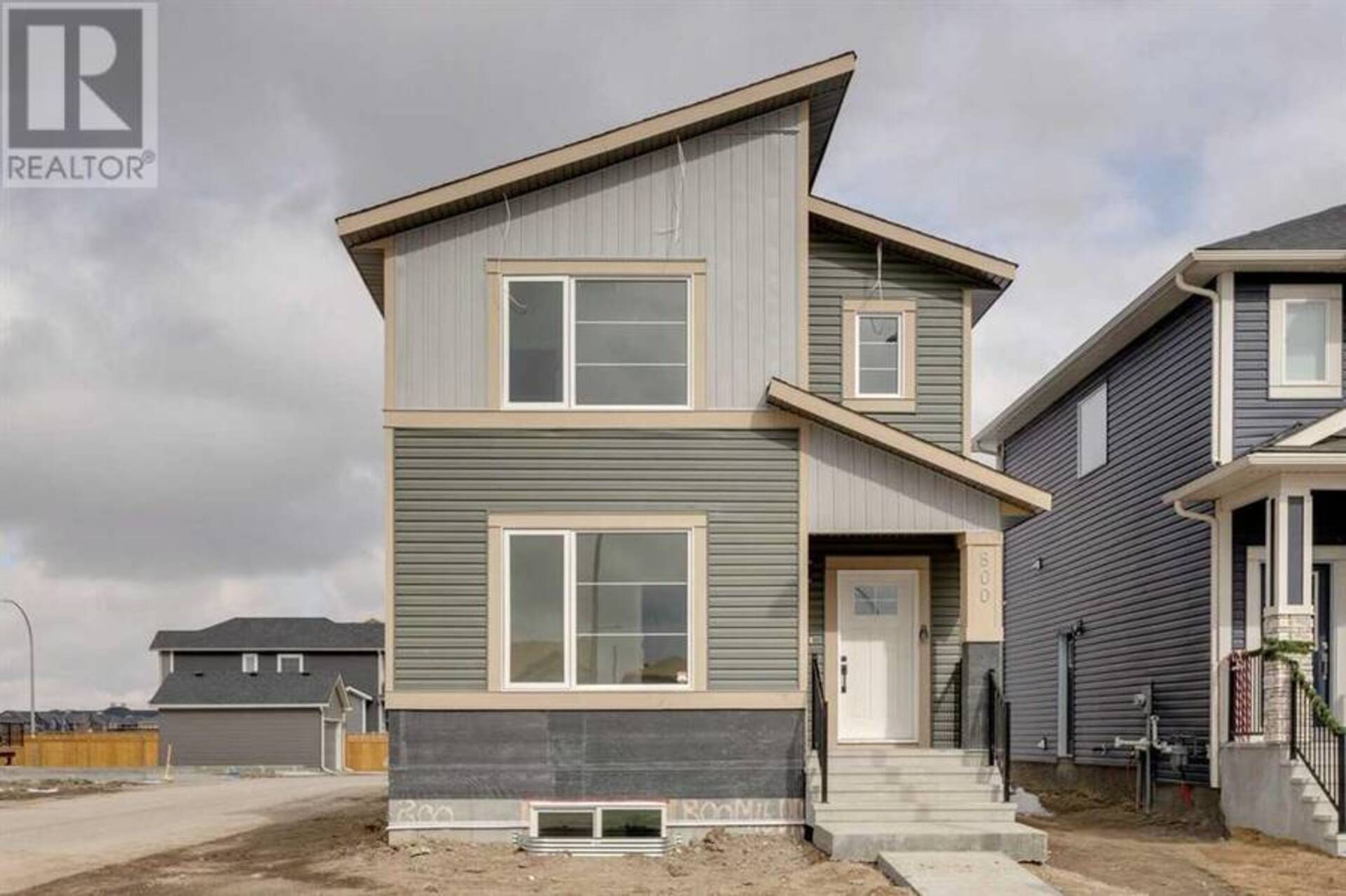 800 Midtown Drive SW Airdrie