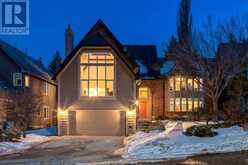 436 Coach Light Bay SW Calgary