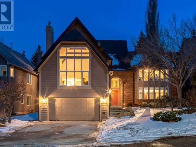 436 Coach Light Bay SW Calgary Alberta