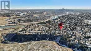 386 Wildwood Drive SW Calgary