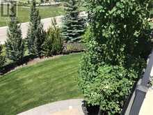 27 Royal Ridge Terrace NW Calgary