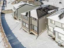 76 Magnolia Bay SE Calgary