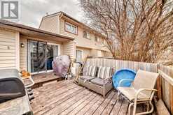 5, 6100 4 Avenue NE Calgary