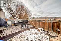 5, 6100 4 Avenue NE Calgary