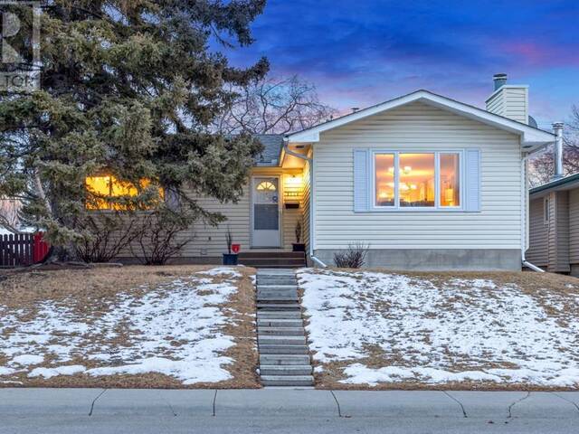 5112 48 Street NW Calgary Alberta