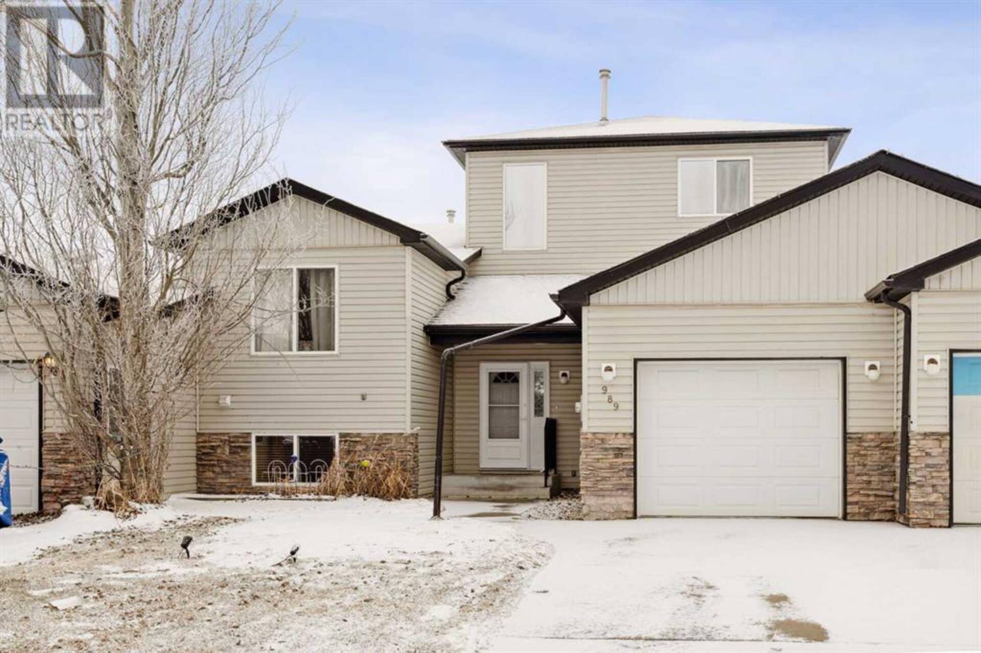 989 Shantz Place Crossfield