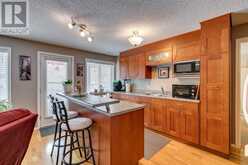 2 Sheep River Hill Okotoks