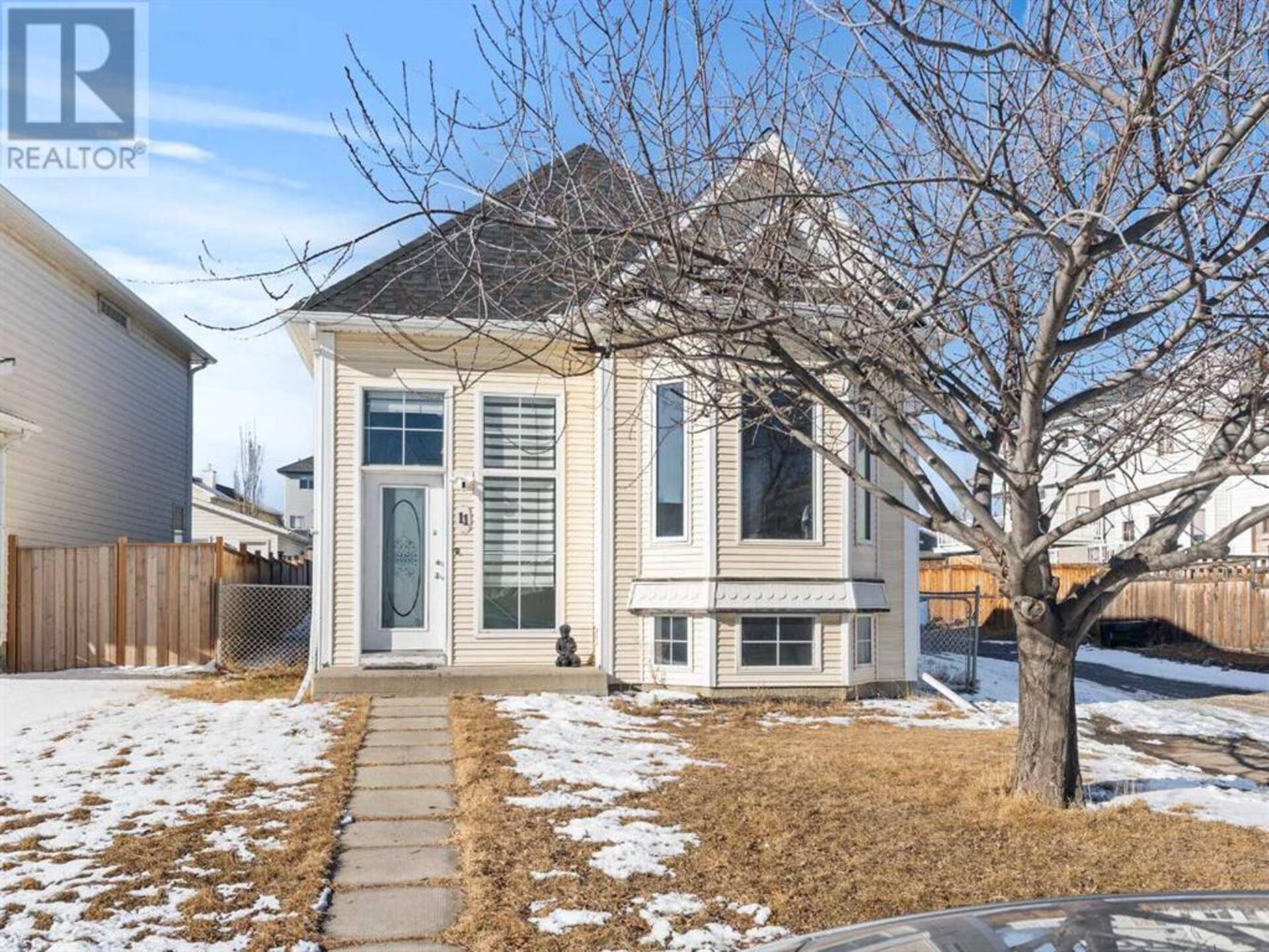 11 Hidden Crescent NW Calgary