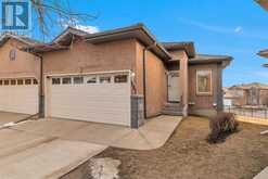 197 Royal Crest View NW Calgary