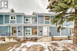 32, 2210 Oakmoor Drive SW Calgary