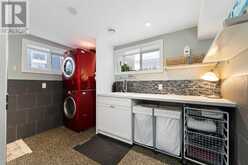 1010 30 Avenue NW Calgary