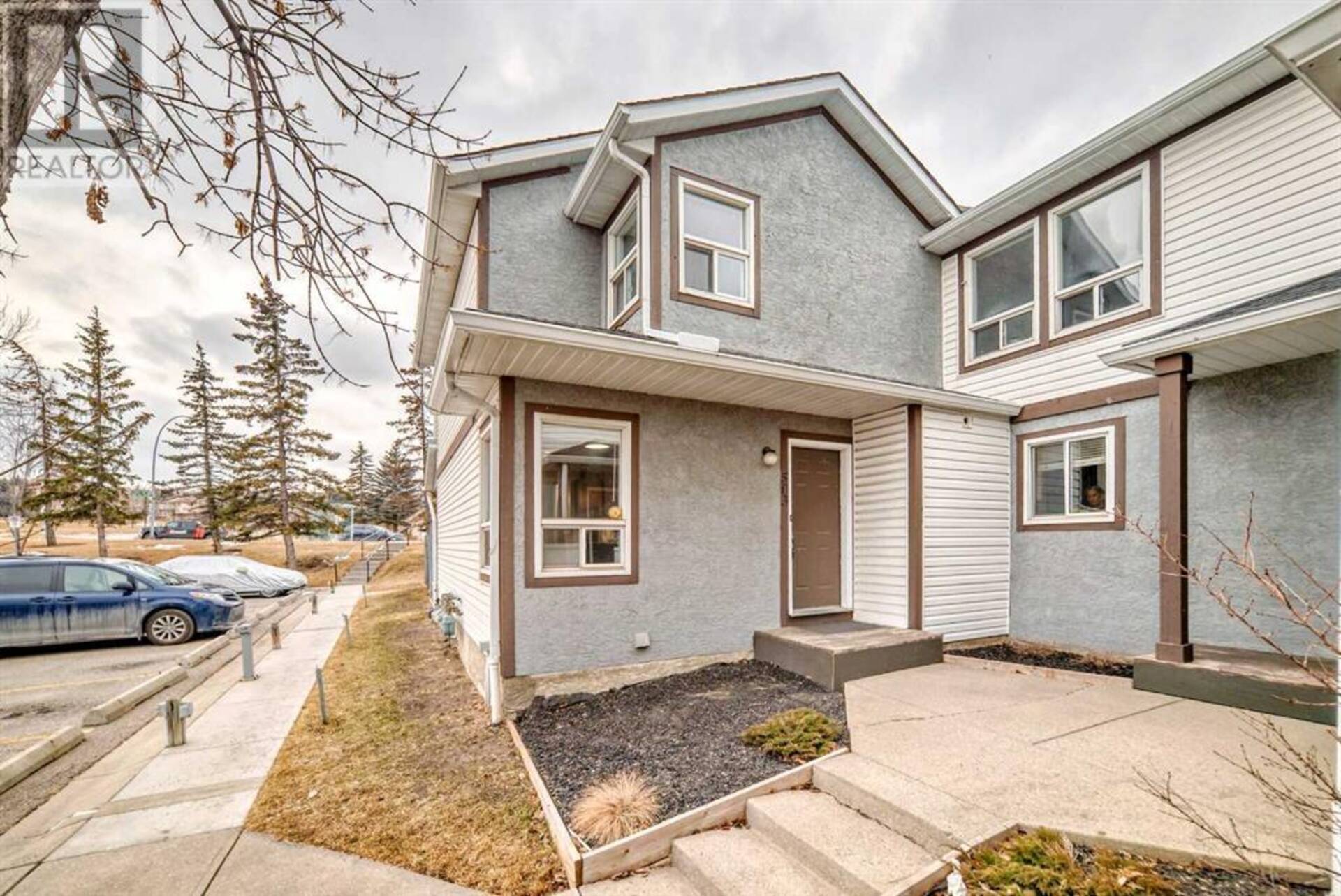 503 Signal Hill Green SW Calgary