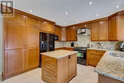 34 Woodbriar Place SW Calgary