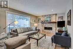 34 Woodbriar Place SW Calgary