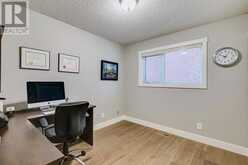 34 Woodbriar Place SW Calgary