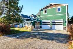 627 11 Avenue Carstairs