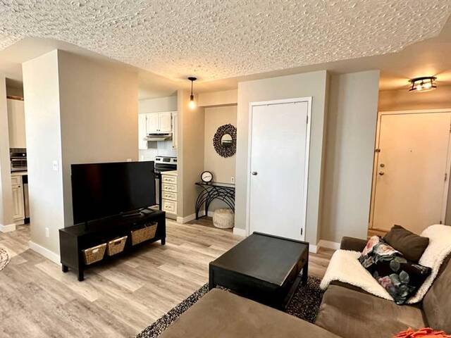 102, 1516 11 Avenue SW Calgary Alberta