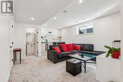 2711 28 Avenue SW Calgary