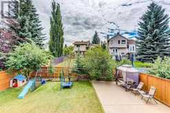 33 Sandringham Road NW Calgary