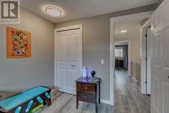 331 Woodvale Crescent SW Calgary