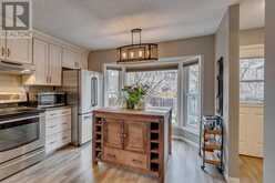 331 Woodvale Crescent SW Calgary