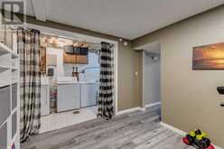 331 Woodvale Crescent SW Calgary