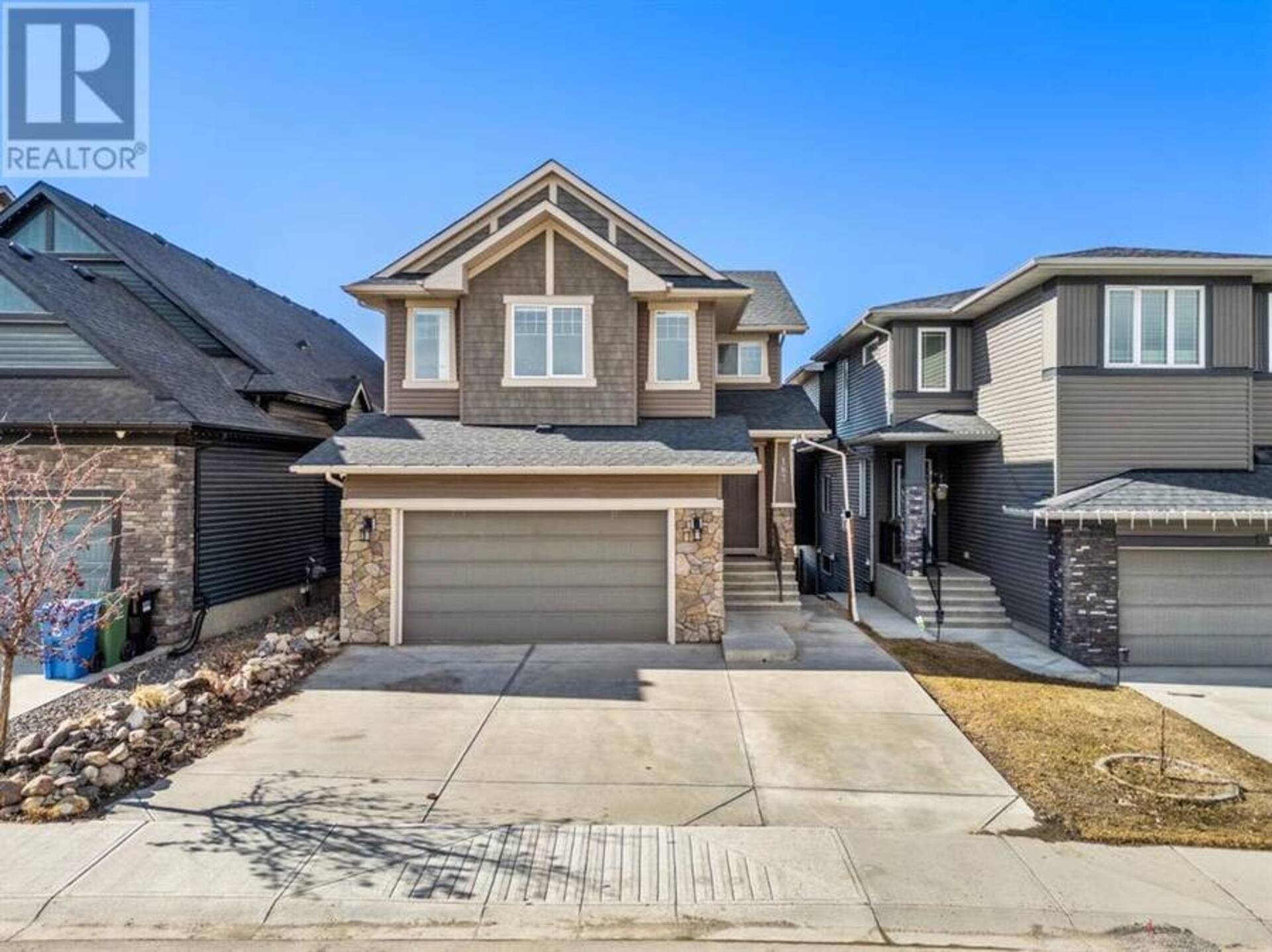 187 Crestridge Hill SW Calgary