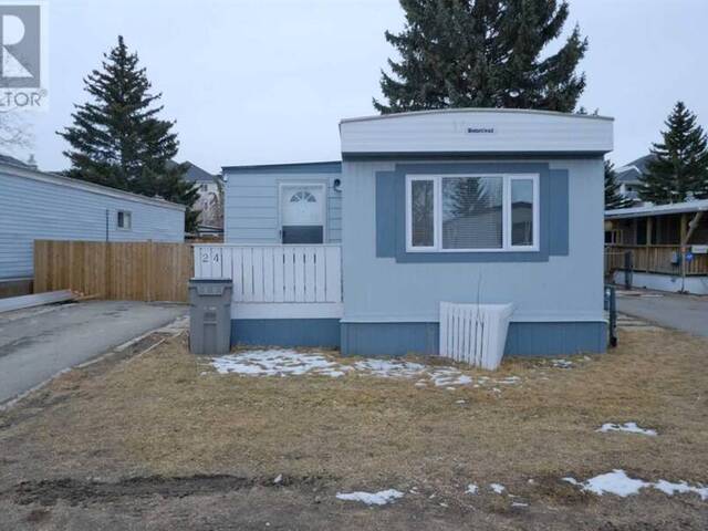 24, 6220 17 Avenue SE Calgary