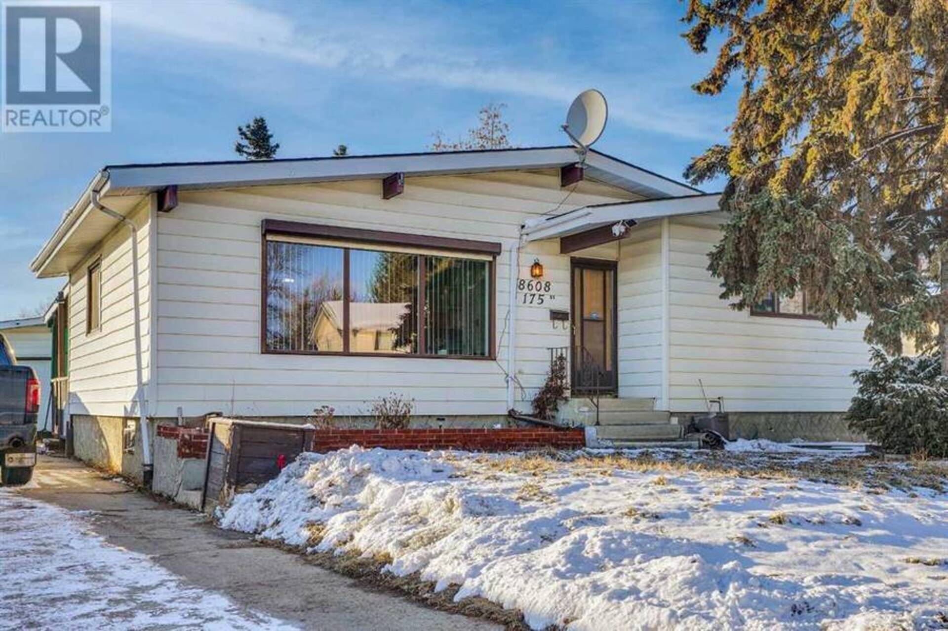 8608 175 Street NW Edmonton