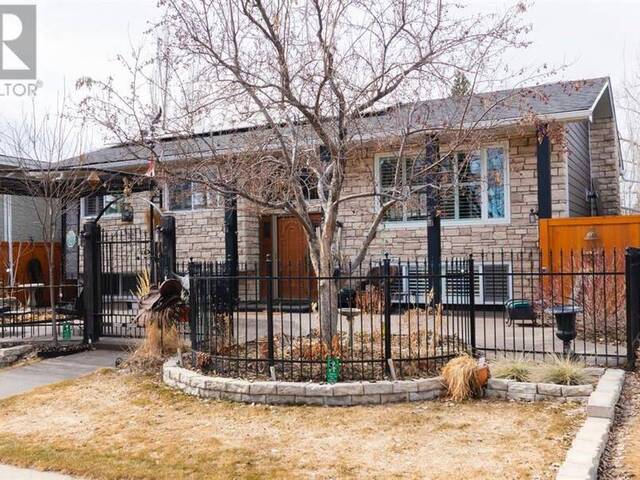 216 Lake Acadia Green SE Calgary