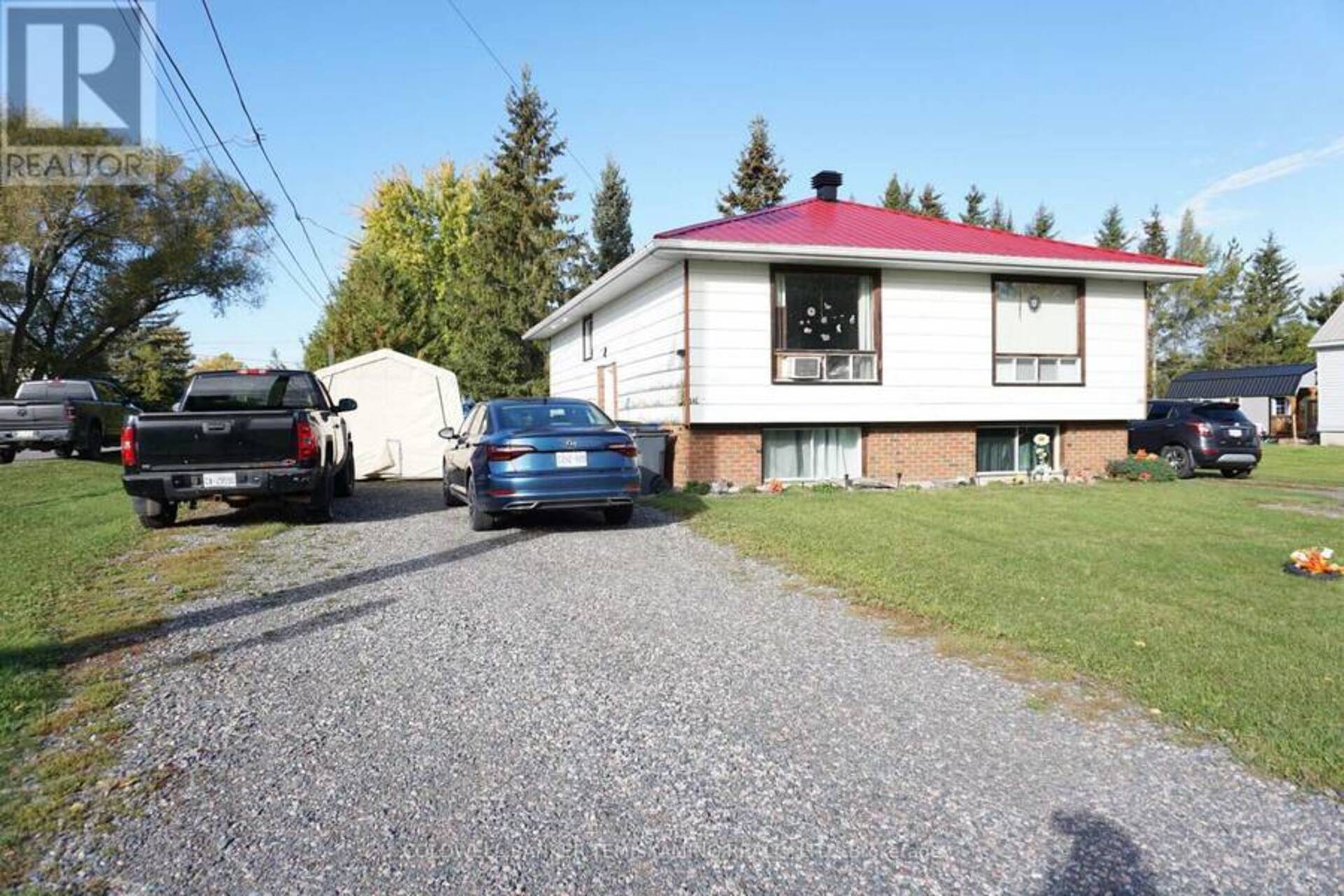 141 & 143 STATION STREET Temiskaming Shores